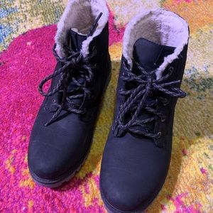 Black Kamik Insulated Winter Boots